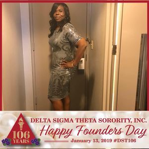 Meet your Posher, Angela